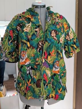 Disney Animal Kingdom Tropical Jungle Animal Button-Up Shirt - Green Multicolor